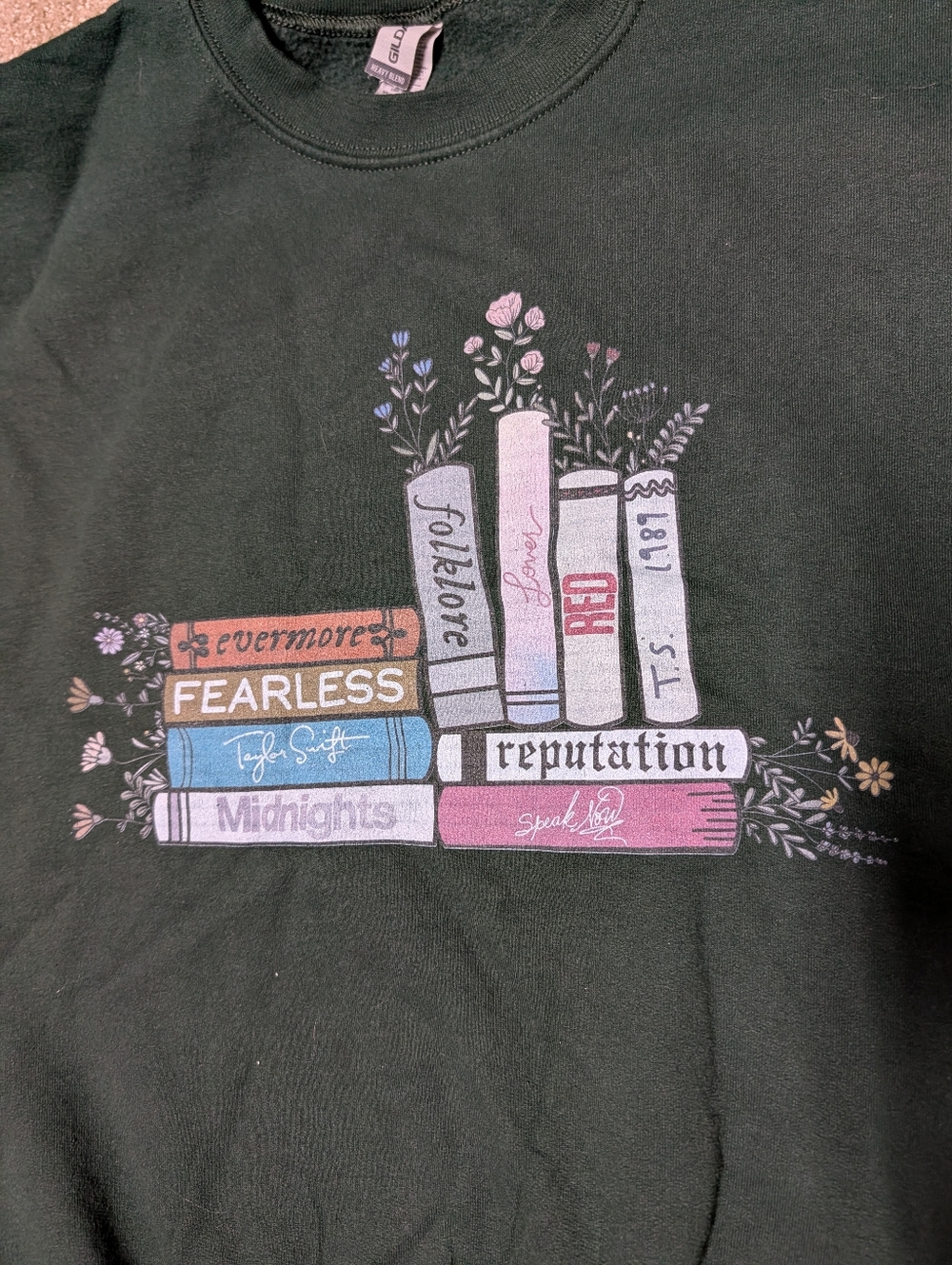 Taylor Swift Inspired Book Album Discography Dark Green Women's Sweatshirt M - Picture 2 of 8